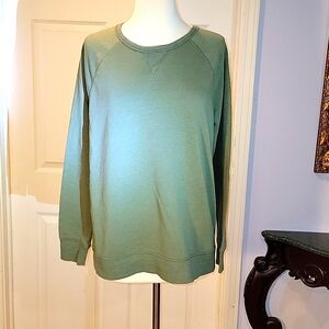 Old Navy Sage/Green Sweat Shirt in Size Medium